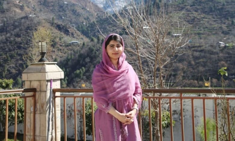 Mala Yousafzai regresa a Pakistán por primera vez desde que un grupo de talibanes le dispararan a la cabeza