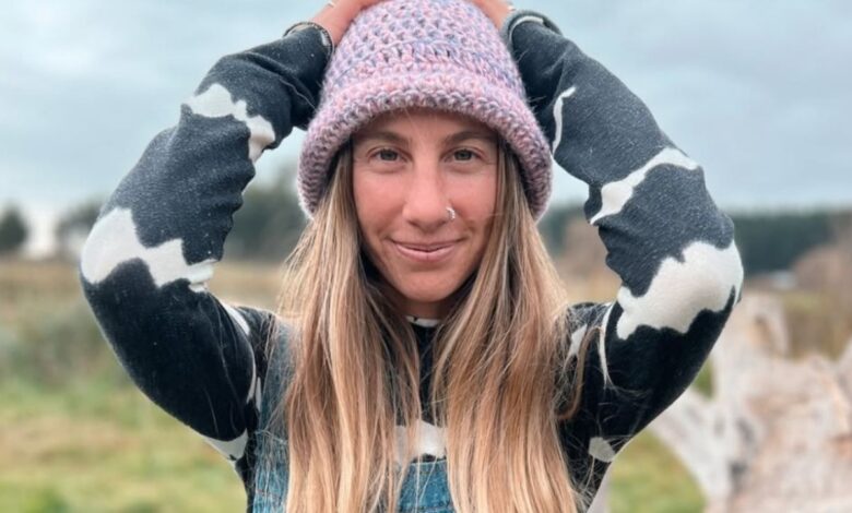 Muere la influencer Javiera Ortiz tras ser golpeada por un barco pesquero mientras practicaba SURF